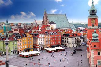 Blick auf das Warschauer Königsschloss © Monika Gniot / shutterstock.com