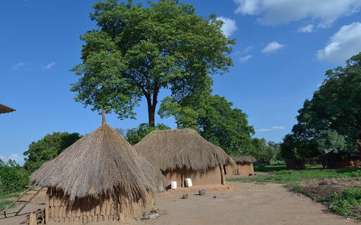 Kleines afrikanisches Dorf © africa924 / shutterstock.com