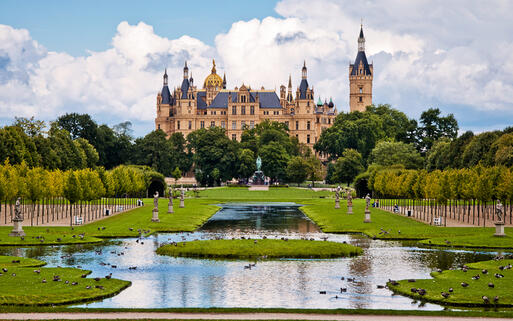 Schloss in Schwerin © Andrelix / shutterstock.com