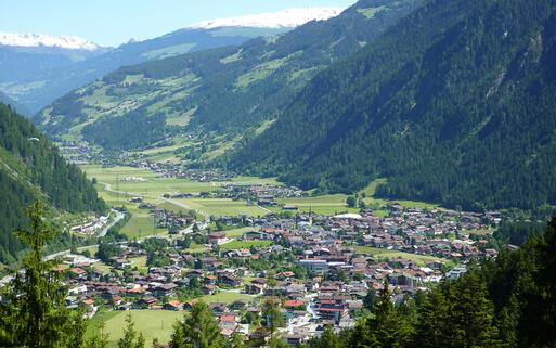 Blick auf Mayrhofen © by Paul / shutterstock.com