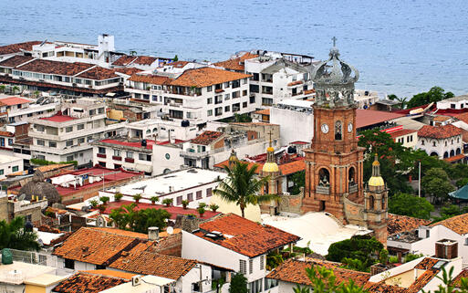 Blick auf Puerto Vallarta © Elena Elisseeva / Shutterstock.com