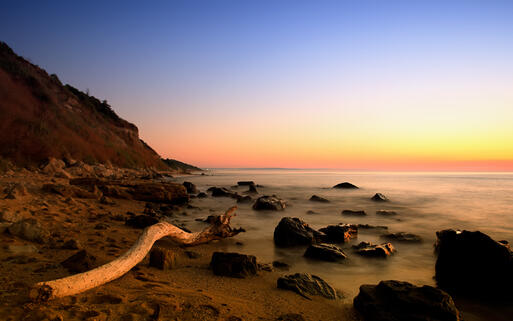Sonnenaufgang am Schwarzen Meer © SSokolov / Shutterstock.com