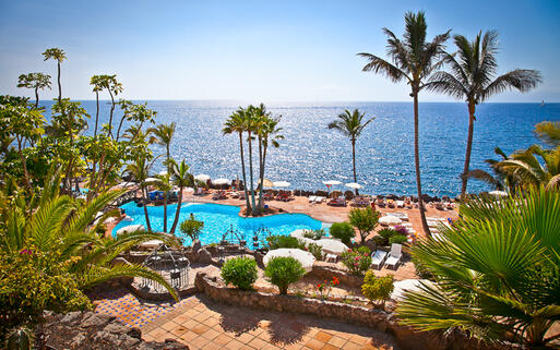 © Aleksandar Todorovic Aussicht auf das Meer von einem wunderschönen Hotel aus © Aleksandar Todorovic