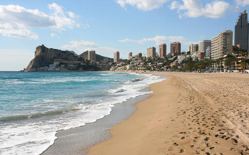 Der Stadtstrand von Benidorm © Tupungato / Shutterstock.com