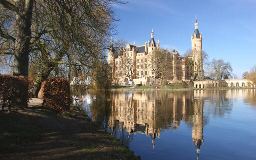 Schweriner Schloss © anweber / shutterstock.com