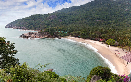 Strand auf Koh Pangan, Thailand © aragami12345s / Shutterstock.com
