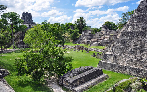 Die Maya Ruinen in Tikal, Guatemala © Brenda Linskey / Shutterstock.com