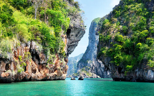 © Iakov Kalinin / Shutterstock.com Meerenge bei Krabi © Iakov Kalinin / Shutterstock.com