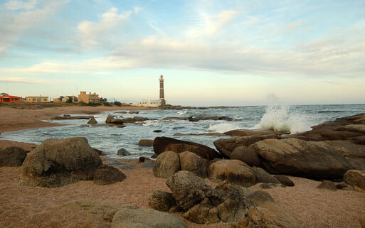 Leuchtturm in Jose Ignacio, Uruguay © Olga Gabay / shutterstock.com