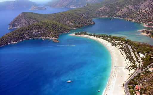 Die blaue Lagune von Lefkas © MarkMirror  / Shutterstock.com