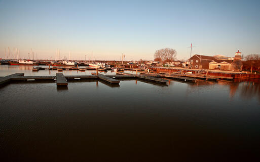 Bootsanlegesteg am Winnipeg See © Pictureguy / Shutterstock.com