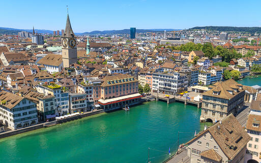 Blick über Zürich © Bertl123 / Shutterstock.com
