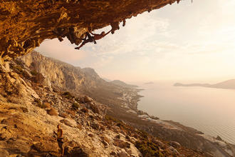 Das beliebte Klettergebiet um den Ort Masouri an der Westküste © Photobac / Shutterstock.com