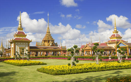 Landschaft des Krematorium für Trauerfeier von Prinzessin Bejaratana Rajasuda, Thailand © disara / Shutterstock.com