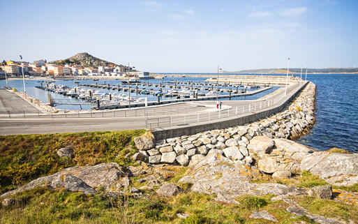 Die Marina von Muxia in La Coruna © Marques / Shutterstock.com