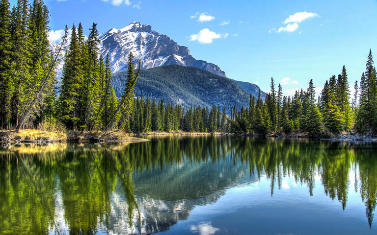 Cascade Mountain im Banff Nationalpark © Justin Atkins / Shutterstock.com