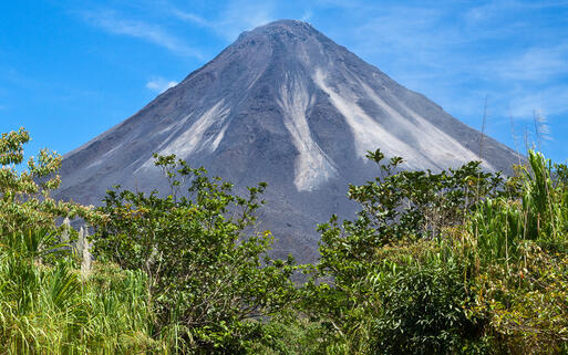 Vulkan in Costa Rica © Nickolay Stanev / Shutterstock.com
